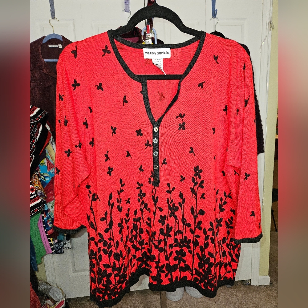 #282 Cathy Daniels- Red 3-quarter button-up Pullover Sweater- sz. 1X